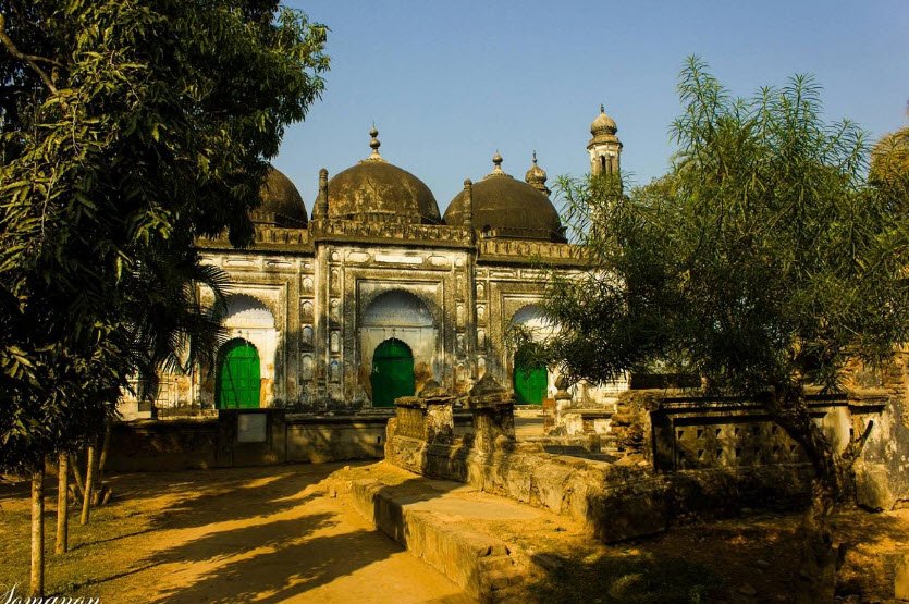 Motijheel Mosque, Murshidabad, West Bengal - Vushii.com Motijheel Mosque, Murshidabad, West Bengal - Vushii.com